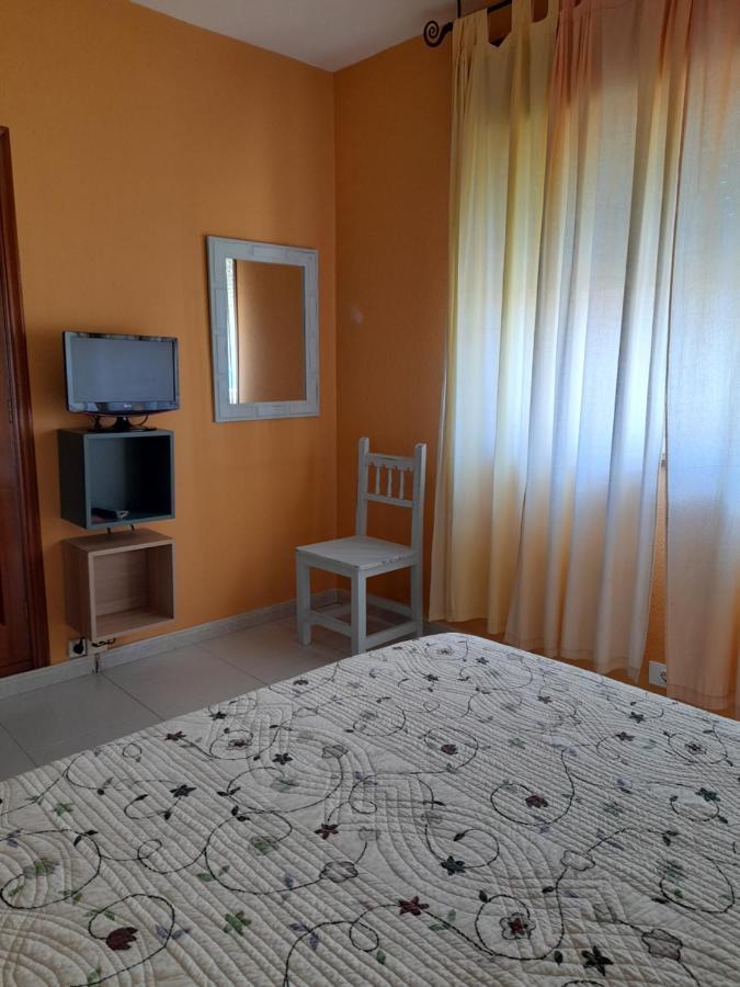 Hostal Quiper Quiroga Екстер'єр фото