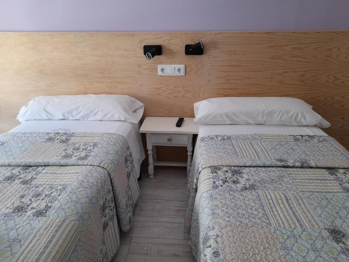 Hostal Quiper Quiroga Екстер'єр фото